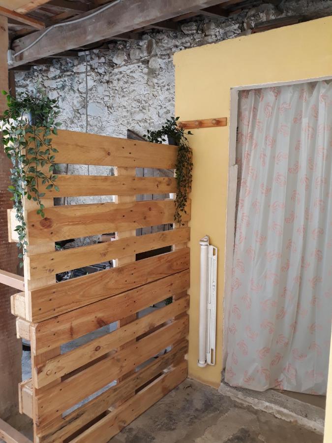 La Casetta Con Giardino A 30 M Dal Mare Villa San Bartolomeo Al Mare